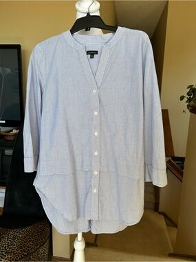Talbots Blue and White Striped Collarless Button front/back 3/4 Sleeve Top